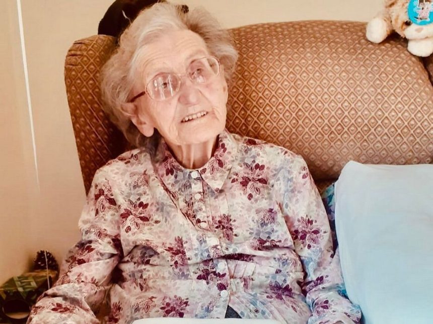 Woman celebrates 105th birthday