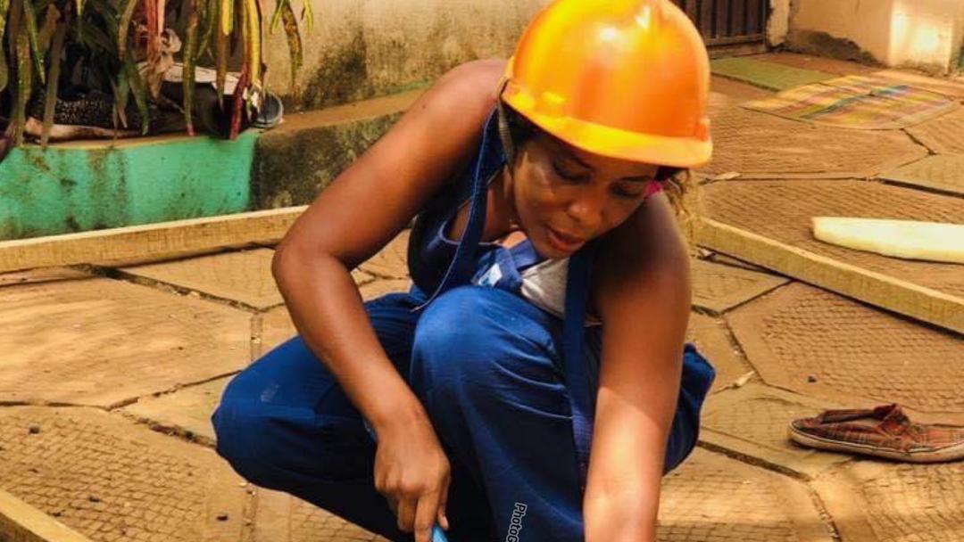 Breaking Stereotypes Meet Zainab Kargbo, the Female Carpenter Making Tufted Beds in Freetown!