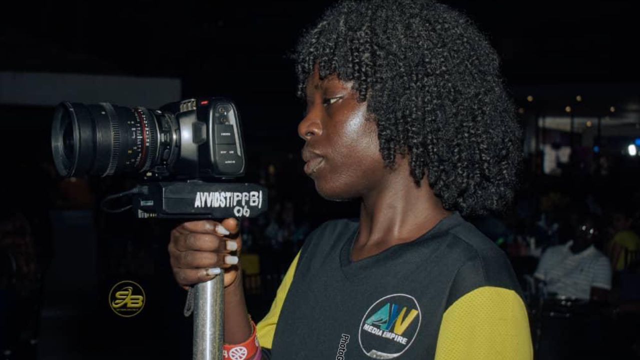 Desmonda Aminata Cole Journey as a Female Camera Operator in Sierra Leone's Media Industry Breaking Barriers: Desmonda Aminata Cole Journey as a Female Camera Operator in Sierra Leone's Media Industry
