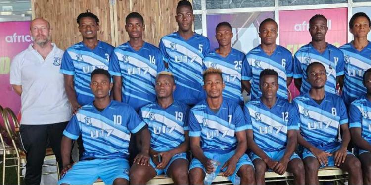 Coach Sebastian Bowles Aims to Forge Professional Players in 10 Months