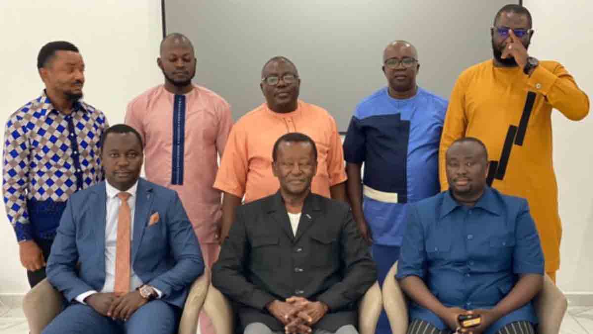 Judicial staff empowered on Fiduciary Obligations The leadership of the Judiciary of Sierra Leone has ended a two-day capacity training workshop for senior administrative staff on the theme “Understanding Public Sector Fiduciary Management,” at Lia Hotel in Lungi, Port Loko district in the North West Region of the country. The training which was funded by the Judiciary of Sierra Leone was aimed at building the capacity of senior administrative staff on their fiduciary obligations in line with the institution’s core values of independence, impartiality, Equality, integrity and accountability to the citizenry. Declaring the of purpose of the training, the Master and Registrar of the High Court of Sierra Leone, who’s the administrative head of the institution, Elaine Thomas-Archibald, said the training was organized principally to capacitate senior administrative staff to understand public sector fiduciary management in the wake of modern day challenges. She said the Judiciary in the dispensation of its functions is bounded by law and ethics to get its fiduciary accountability right especially with the handling of public funds. “We are challenged when it comes to understanding best practices to handle public funds and we are certain that we will be able to achieve the aims and objectives at the end of the training,” she said. The training looked into three key areas in which public funds are spent within the Judiciary including finance, budget and procurement. Closing the two days’ workshop, the Acting Chief Justice, Hon. Justice N. C. Browne-Marke said every committed leader will in turn focus on capacitating or empowering his or her staff which is the ultimate aim of this training. He said the training is highly necessary particularly at a time when the leadership of the Judiciary has made marked judicial reforms and intend to do more. He stressed that understanding public sector fiduciary management is key for all senior staff in the Judiciary, noting that the Judiciary is the key institution that determines whether financial and procurement rules have been violated or not and if violated, punish the convict. He added that an effective training on how and when to handle public funds is the first thing that any transformational leader will do more especially when heading institutions like the Judiciary which he added should be the anchor for financial transparency and accountability and that his administration places at the acme. He expressed his deepest appreciations to the facilitators for what he described as a job well done and being explicit in their respective presentations. “I believe much has been learnt and the presentations were not only explicit, but highly educative,” the Chief Justice ended. Public Relations officer of the Judiciary of Sierra Leone, Moses Lamin Kamara said the training is not only timely but educative as the facilitators delved deep into the finance act and its applicability, the roles and responsibilities of both the procurement and budget committees among others. The training looked into several topics including understanding the Public Financial Management Act 2015 which was handled by Mohamed L. Kargbo, understanding the budget cycle in Sierra Leone by Gbonie Conteh, the role of Budget Officer in MDA’s handled by Osman A. Kamara, understanding the Public Sector Accounting and Chart of Account by Abdullah Alghali. It also focused on the role of an Accountant in an MDA which was handled by Ezekiel Ganawa, overview of the Public Procurement Process by Foday L. Kargbo and Enhancing Fiduciary Management through effective auditing in the Judiciary by Melvin Wilso