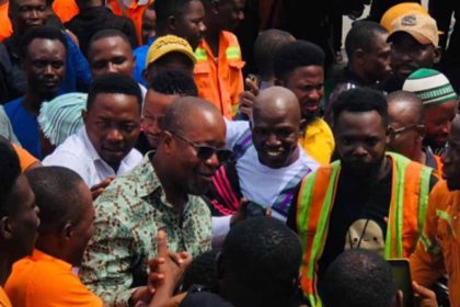 Labour Minister settles salary, welfare at Koidu Holdings