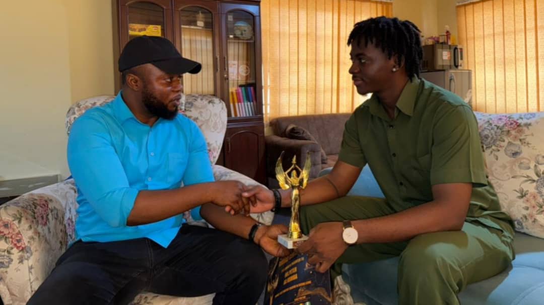 Peter Komba Wins WASMA Best Content Creator Award in Sierra Leone