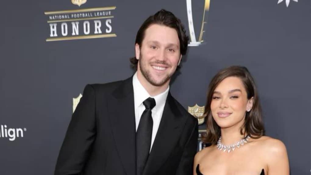 Hailee Steinfeld’s Message for Josh Allen After NFL Honors MVP Win Is a Total Touchdown Hailee Steinfeld's Message for Josh Allen After NFL Honors MVP Win Is a Total Touchdown